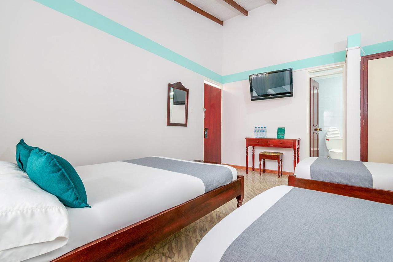 Hotel Puerta Del Sol 波帕扬 外观 照片