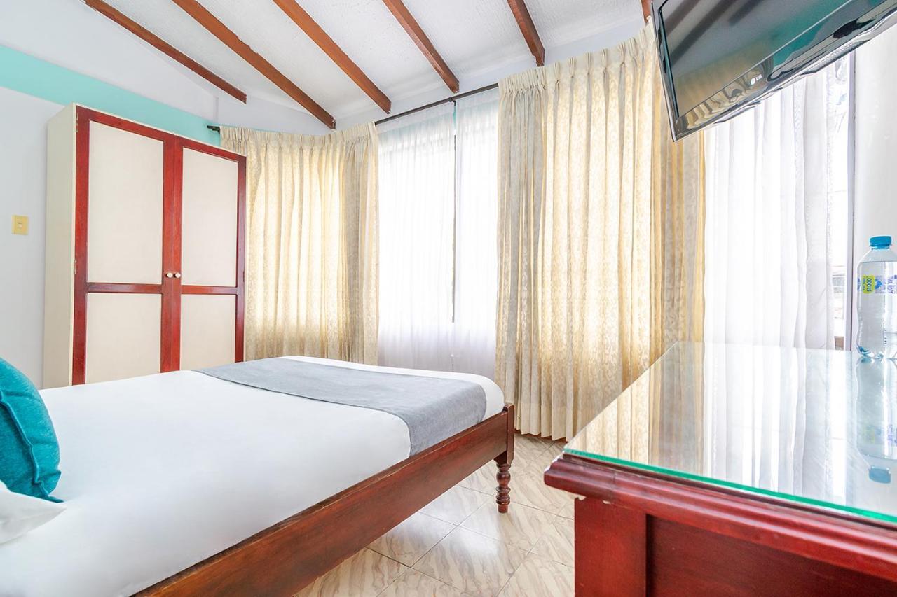 Hotel Puerta Del Sol 波帕扬 外观 照片